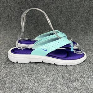 Nike Comfort Sandals Women's 7 Blue Purple Athletic Beach Recovery Flip Flops